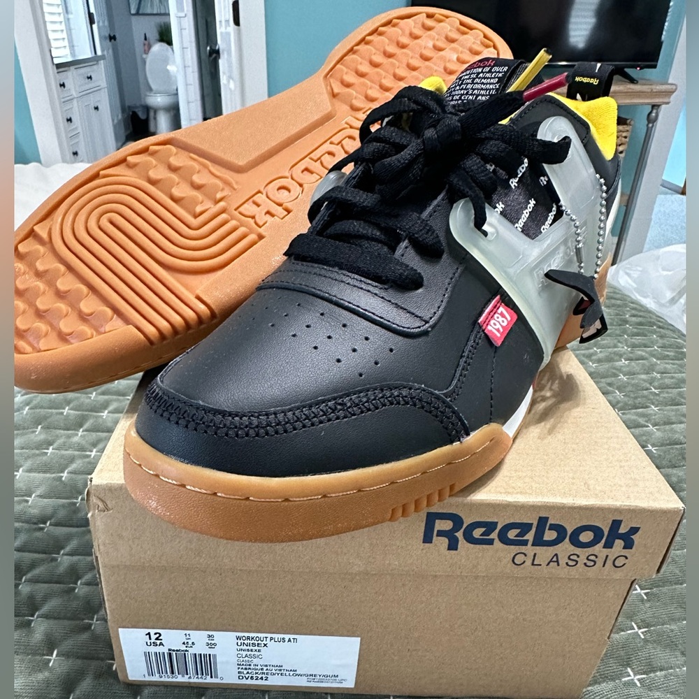 BRAND NEW Reebok Workout Plus ATI unisex classic in red, black, yellow size 12